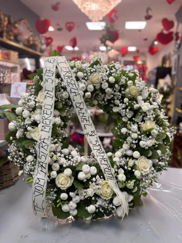 Coroană funerară "Un ultim omagiu"